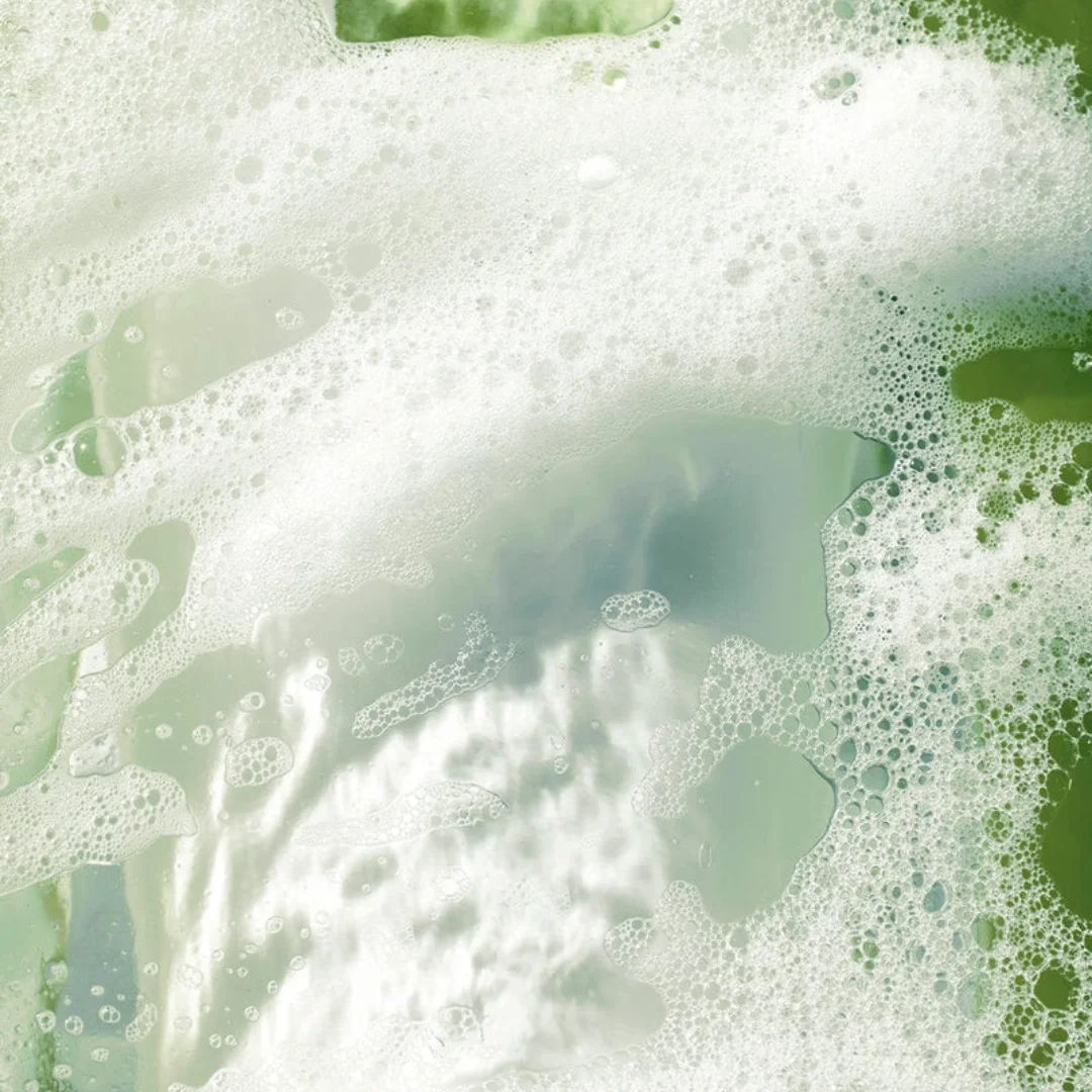 Espuma de Limpeza Profunda para Poros Heartleaf Quercetinol